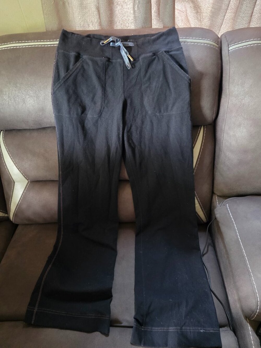 Black wide leg lululemon size 4